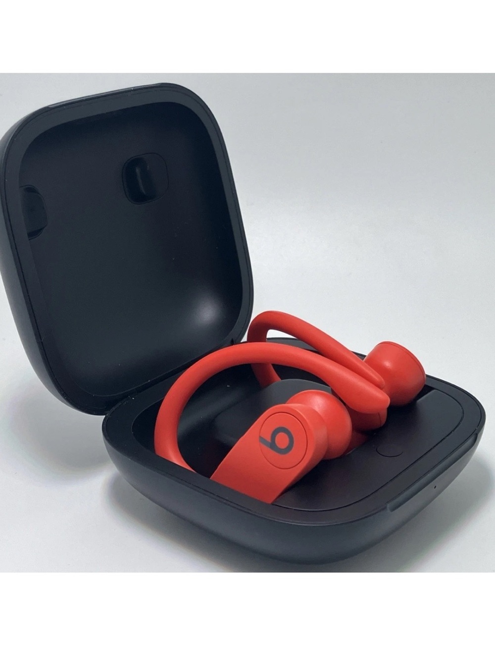 Powerbeats Pro Wireless Earbuds - Lava Red by Dr Dre - Picture 13 of 14
